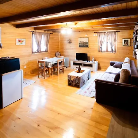 Brvnara Nina * Kremna