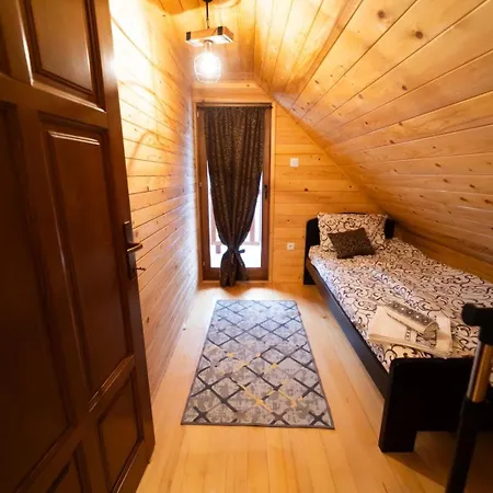 Brvnara Nina Ferienhaus Kremna